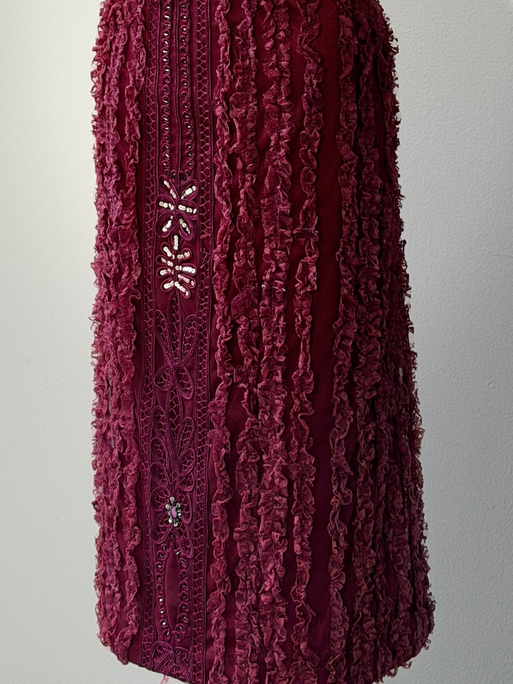 Sue Wong Burgundy Crochet & Beaded Midi Dress - Picture 9 of 15